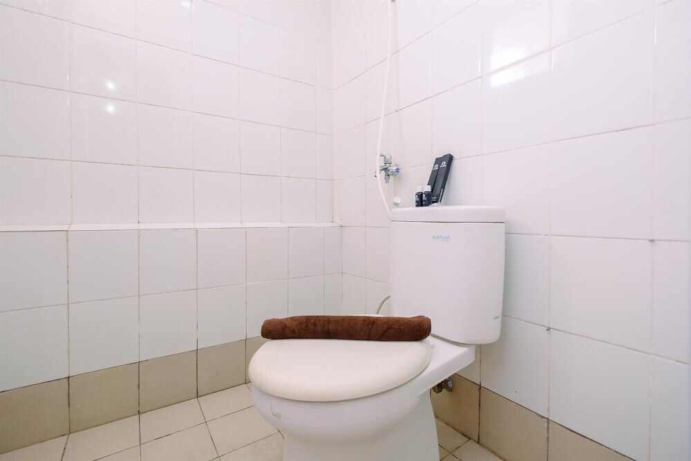 Джакарта: Strategic Designed And Simply 2Br At Bassura City Apartment