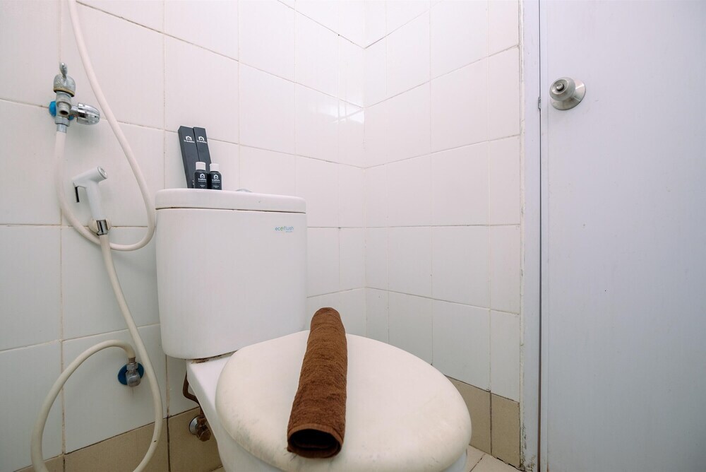 Джакарта: Strategic Designed And Simply 2Br At Bassura City Apartment