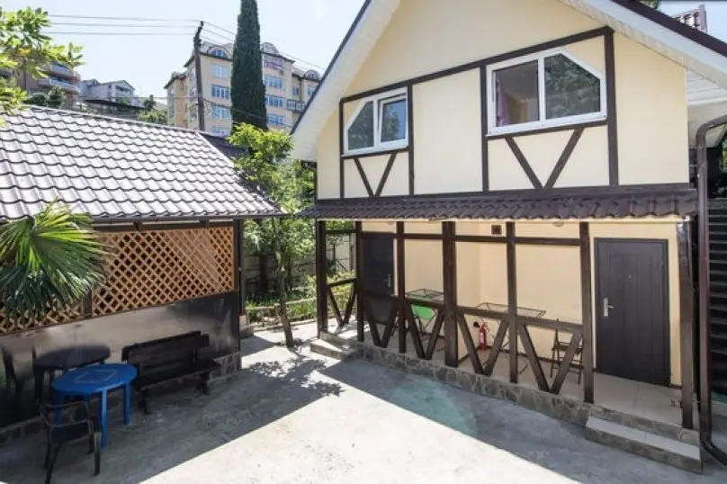 Сочи: Uiut Guest House
