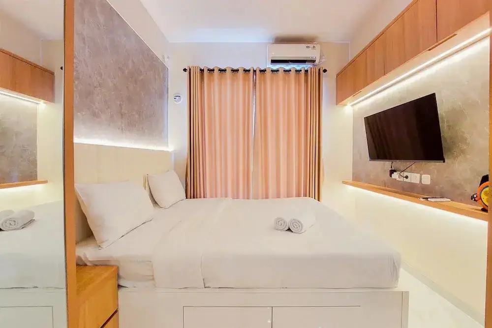 Legok: Homey And Best Choice Studio Apartment Sky House Bsd