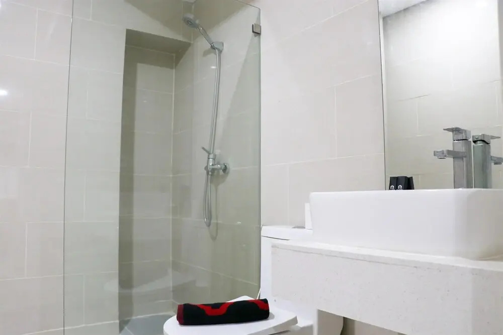 Джакарта: Homey And Comfort Living 2Br At Daan Mogot City Apartment