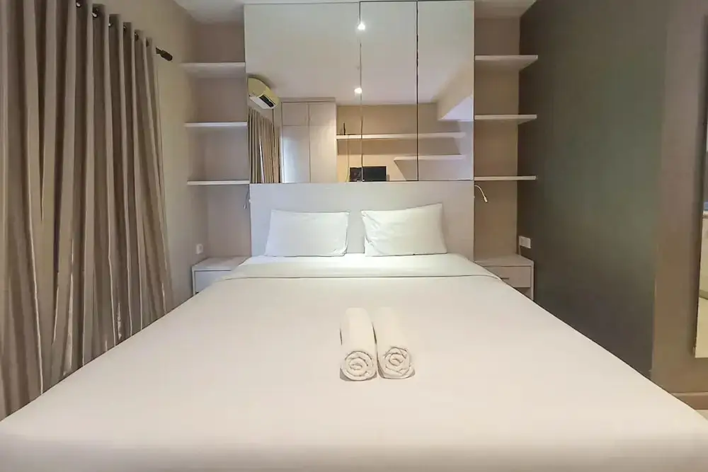 Депок: Elegant And Cozy Studio Student Park Apartment