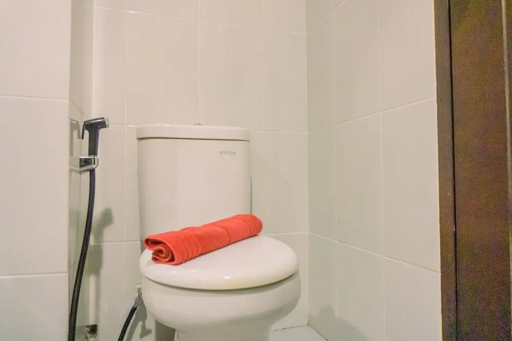 Южный Тангеранг: Good Deal And Warm Studio Room Casa De Parco Apartment