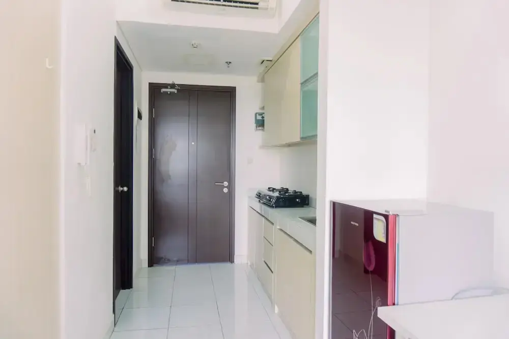 Южный Тангеранг: Good Deal And Warm Studio Room Casa De Parco Apartment