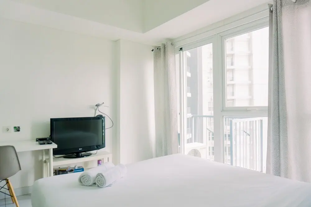 Южный Тангеранг: Good Deal And Warm Studio Room Casa De Parco Apartment