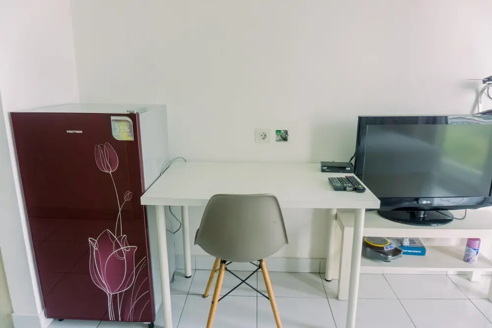 Южный Тангеранг: Good Deal And Warm Studio Room Casa De Parco Apartment