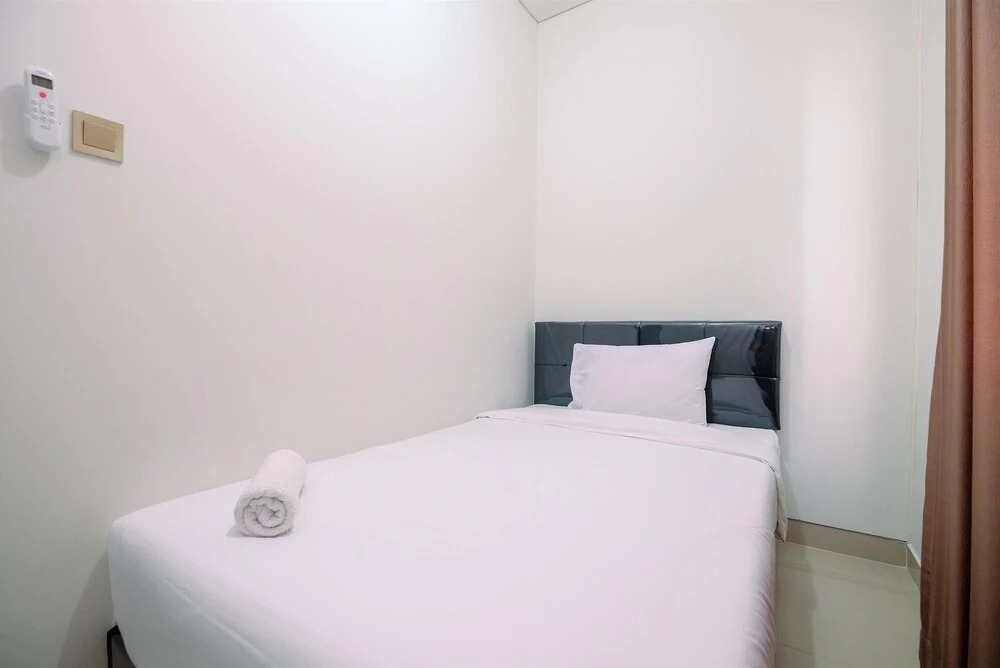 Депок: Restful And Great Deal 2Br Transpark Cibubur Apartment