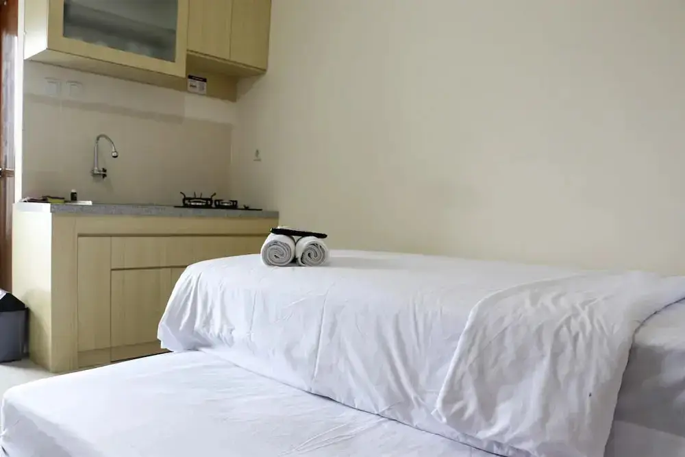 Депок: Simple And Enjoy Living Studio Room At Cinere Resort Apartment
