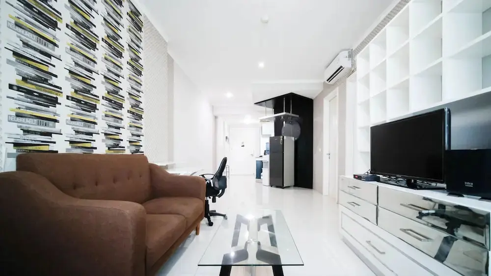 Сурабая: Stunning And Cozy 1Br At The Via And The Vue Apartment