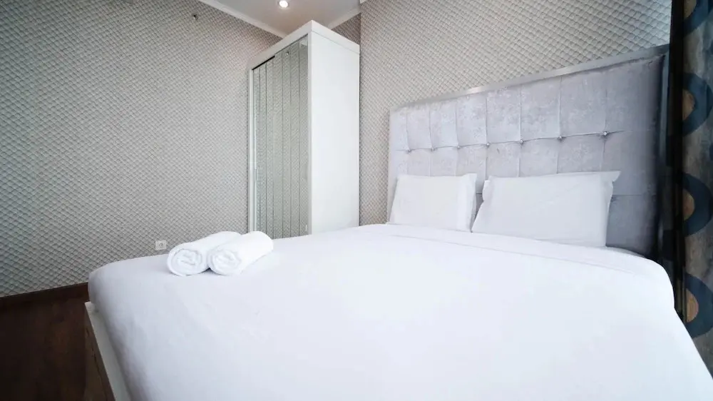 Сурабая: Stunning And Cozy 1Br At The Via And The Vue Apartment