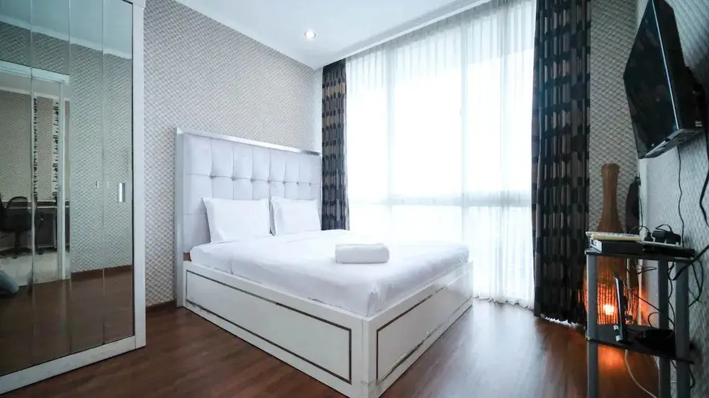 Сурабая: Stunning And Cozy 1Br At The Via And The Vue Apartment