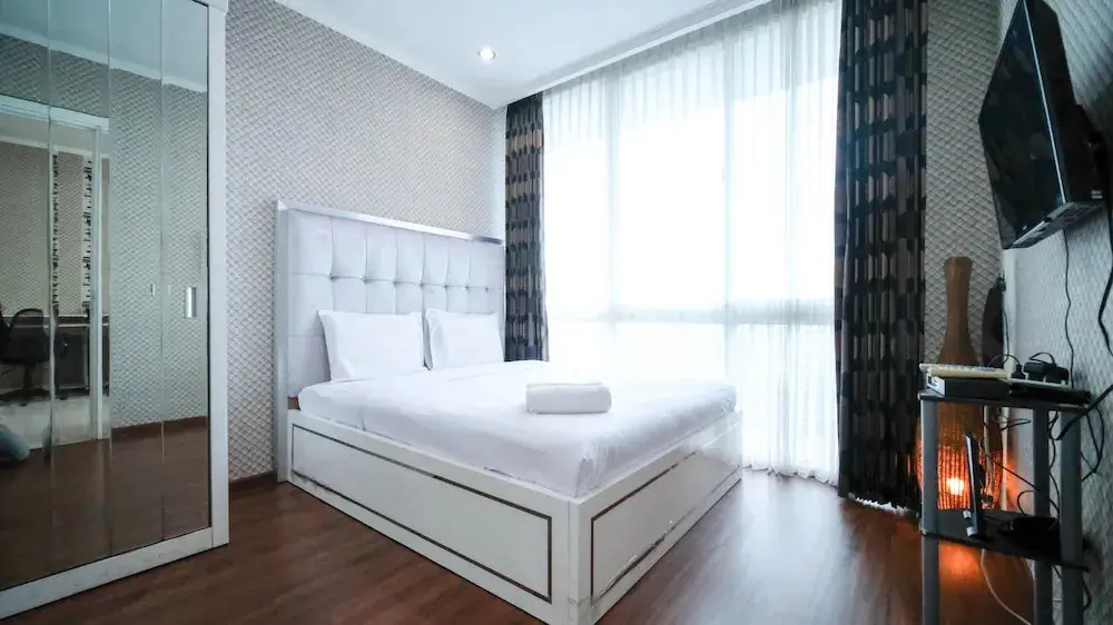 Сурабая: Stunning And Cozy 1Br At The Via And The Vue Apartment