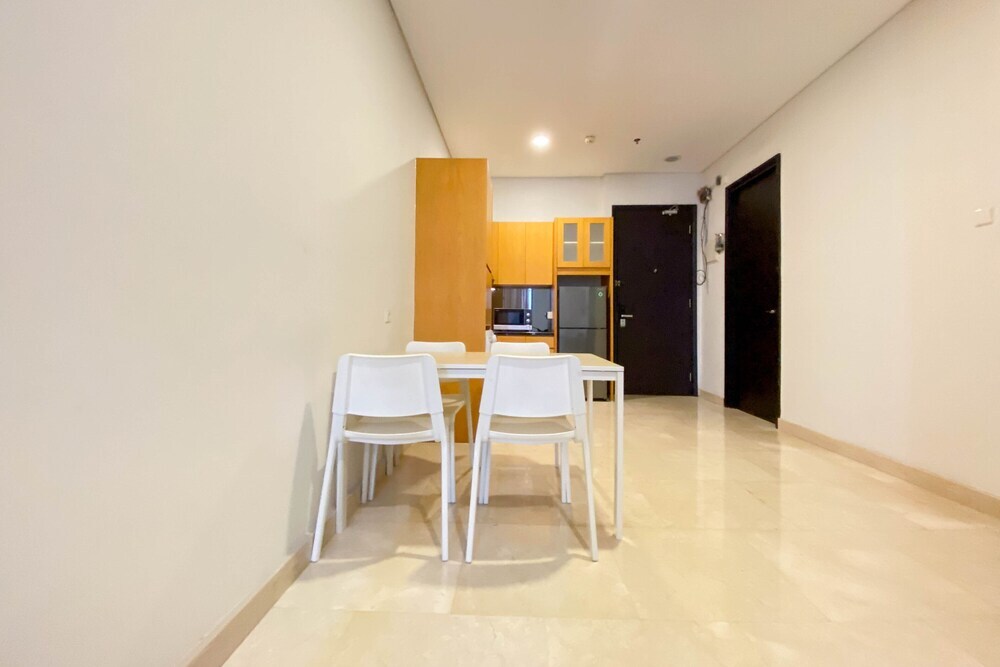 Джакарта: Super Great Homey 3Br At Sudirman Suites Apartment