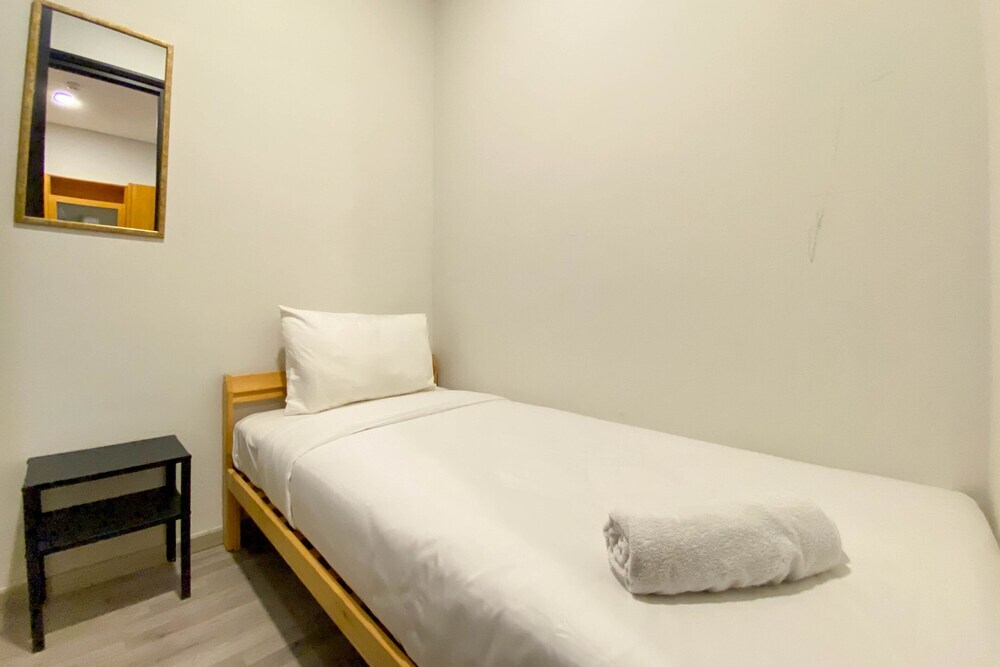 Джакарта: Super Great Homey 3Br At Sudirman Suites Apartment