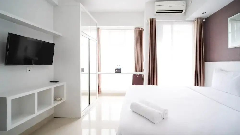 Сурабая: Cozy Stay And Modern Studio Apartment At Taman Melati Surabaya