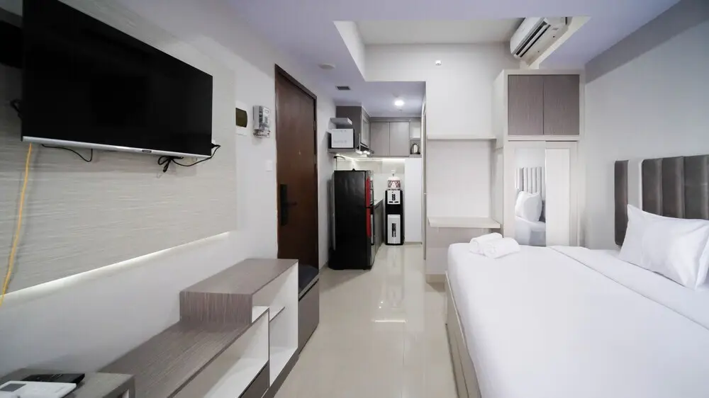 Сурабая: Nice And Comfy Studio At Grand Dharmahusada Lagoon Apartment