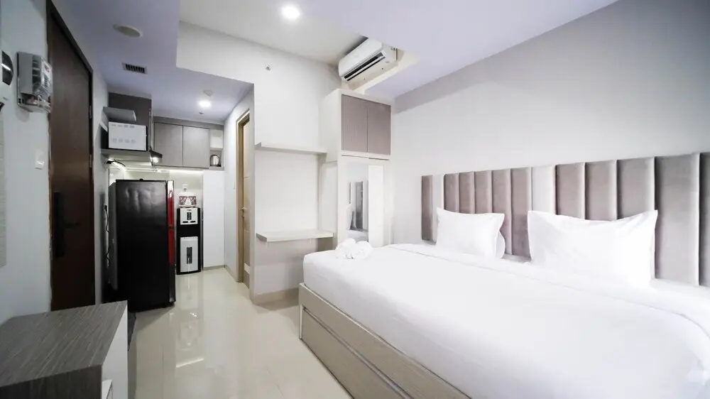 Сурабая: Nice And Comfy Studio At Grand Dharmahusada Lagoon Apartment