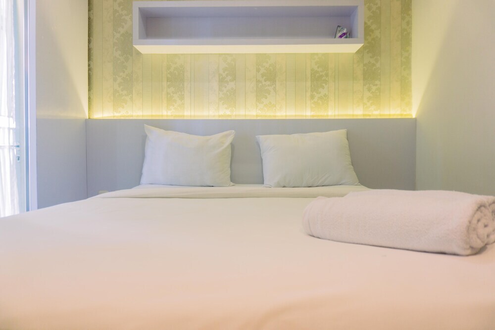 Джакарта: Cozy 1Br At The Mansion Kemayoran Apartment