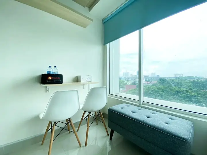 Бекаси: Homey And Simply Look 1Br Apartment At Grand Kamala Lagoon