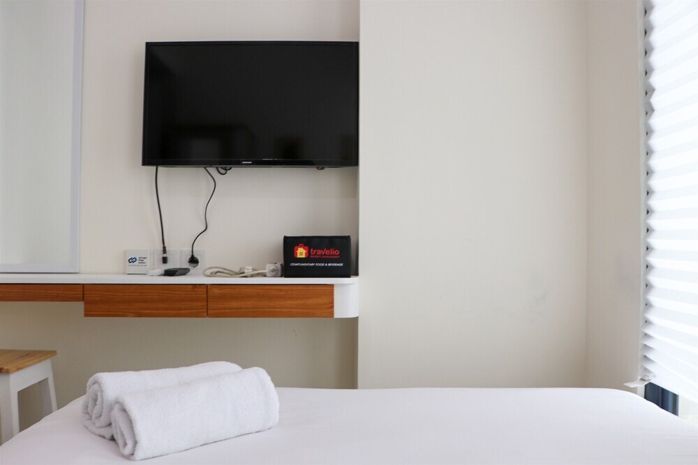 Чипутат: Cozy Stay Studio At Osaka Riverview Pik 2 Apartment