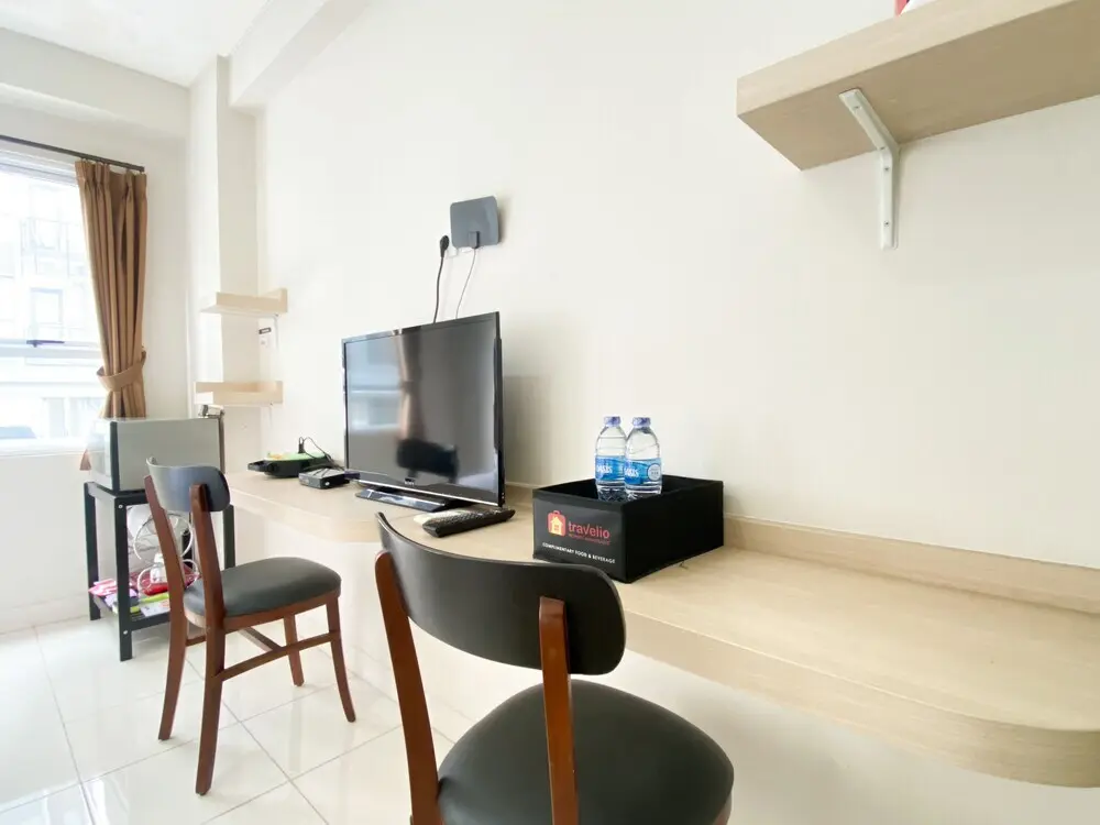 Чикаранг: Comfort And Homey Studio Room (No Kitchen) Elvis Tower Apartment