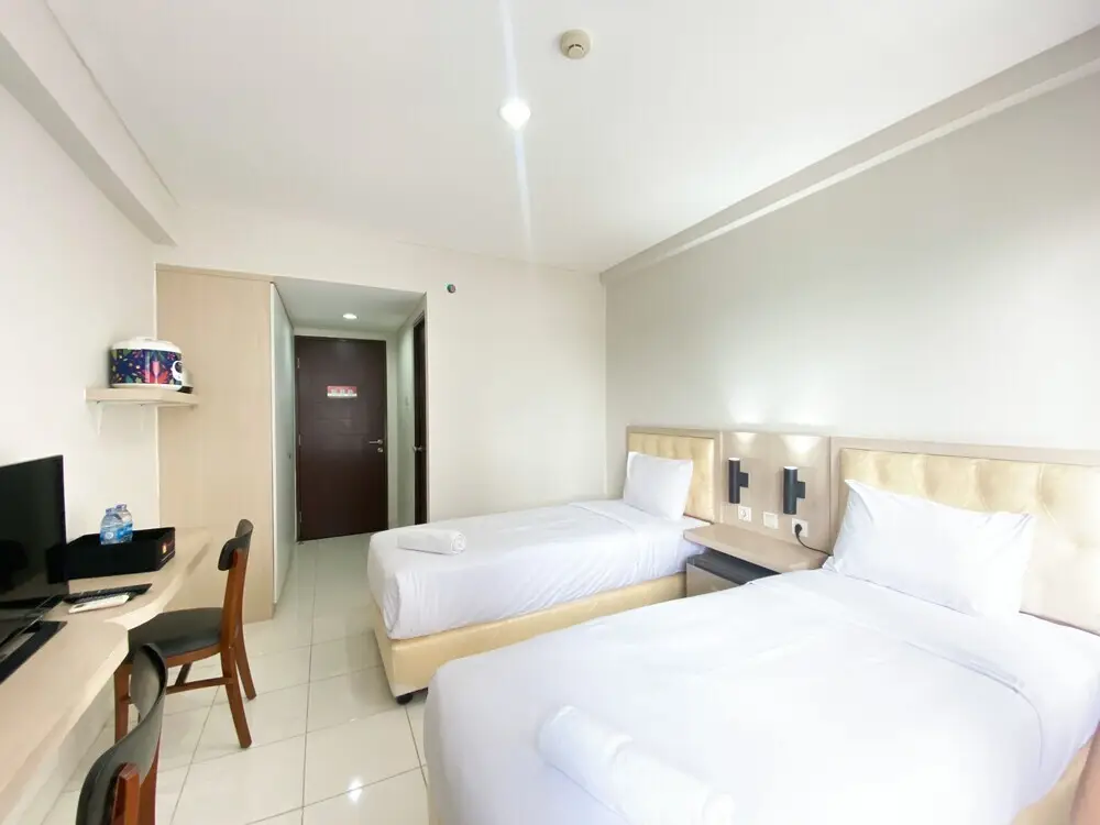 Чикаранг: Comfort And Homey Studio Room (No Kitchen) Elvis Tower Apartment