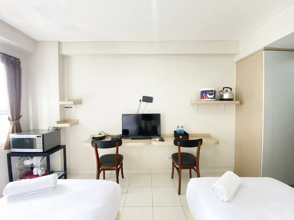 Чикаранг: Comfort And Homey Studio Room (No Kitchen) Elvis Tower Apartment