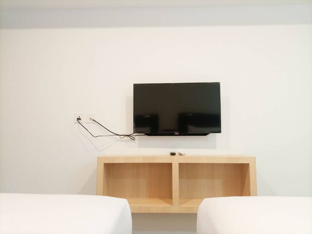 Медан: Comfy And Nice Studio At 27Th Floor De Prima Apartment