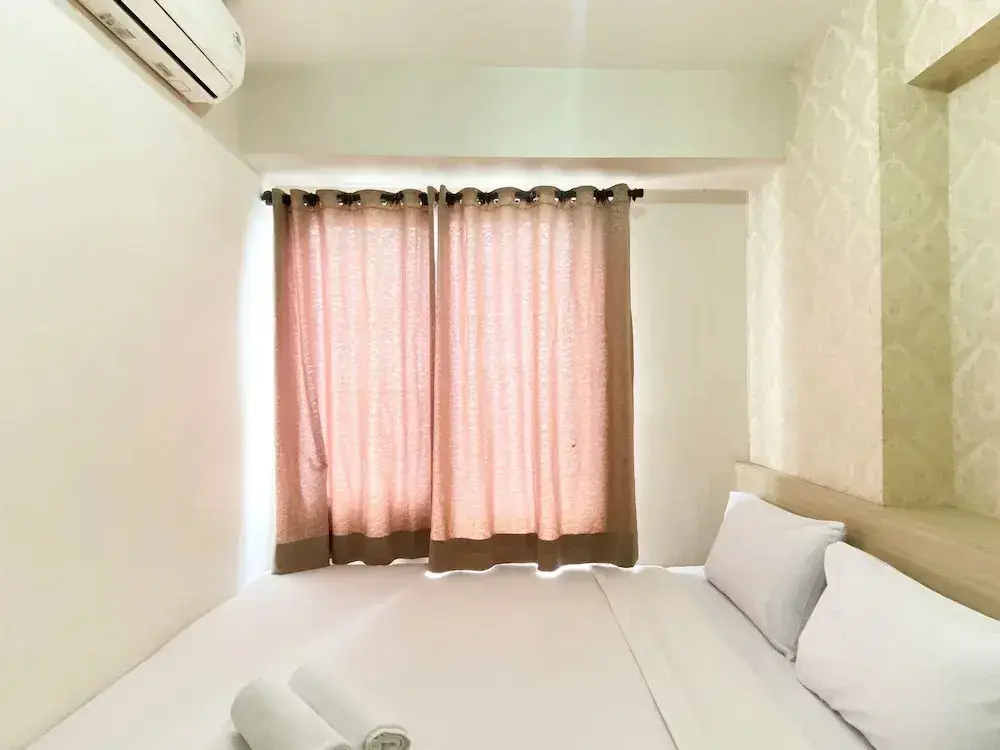 Джакарта: Modern Look And Restful 2Br Bassura City Apartment Near Mall