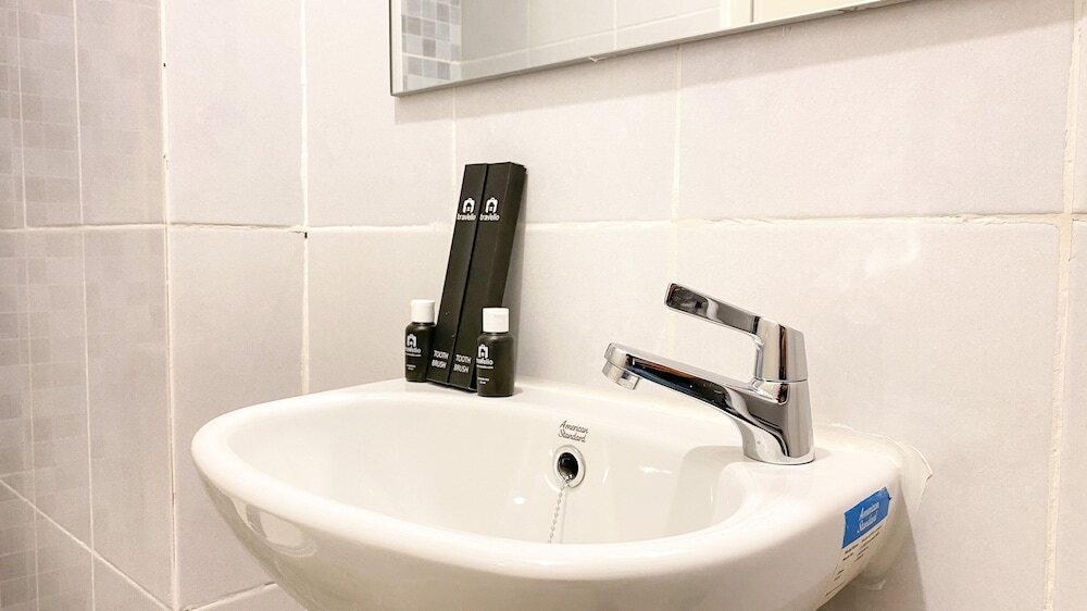 Южный Тангеранг: Warm And Simply Studio At Tokyo Riverside Pik 2 Apartment