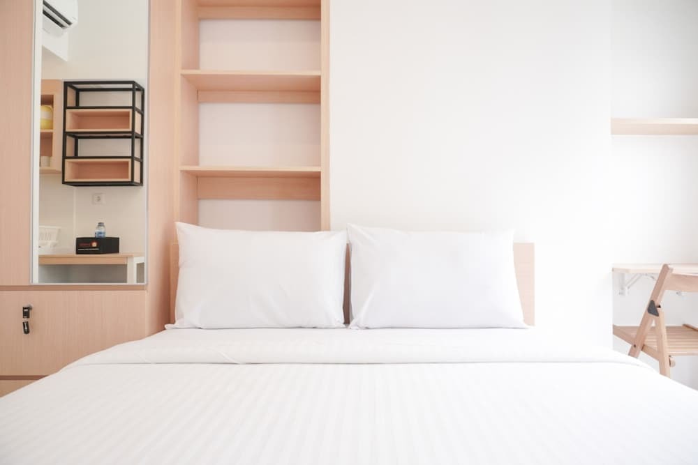 Южный Тангеранг: Warm And Simply Studio At Tokyo Riverside Pik 2 Apartment
