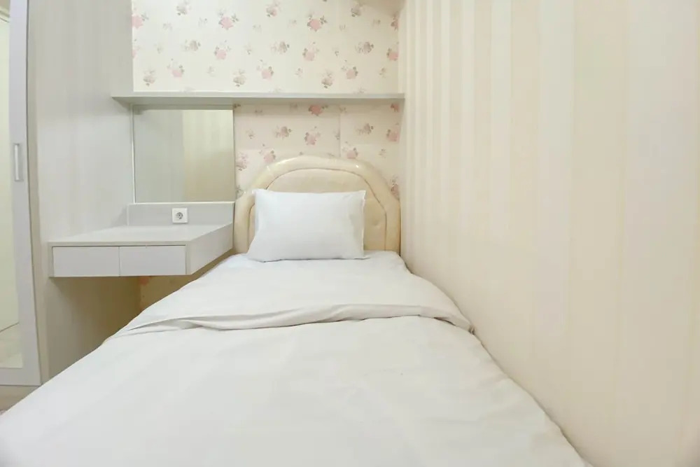 Бекаси: Spacious And Homey 3Br At Springlake Summarecon Bekasi Apartment