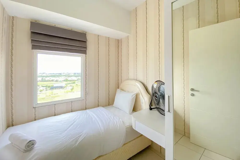 Бекаси: Spacious And Homey 3Br At Springlake Summarecon Bekasi Apartment