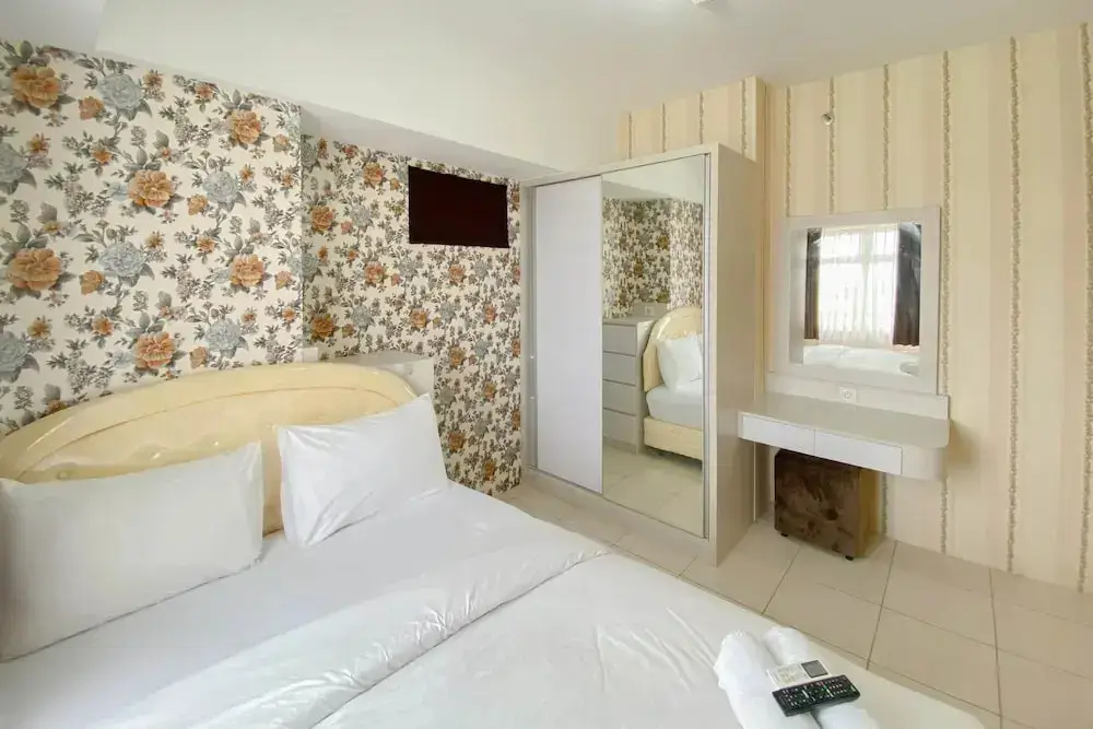 Бекаси: Spacious And Homey 3Br At Springlake Summarecon Bekasi Apartment