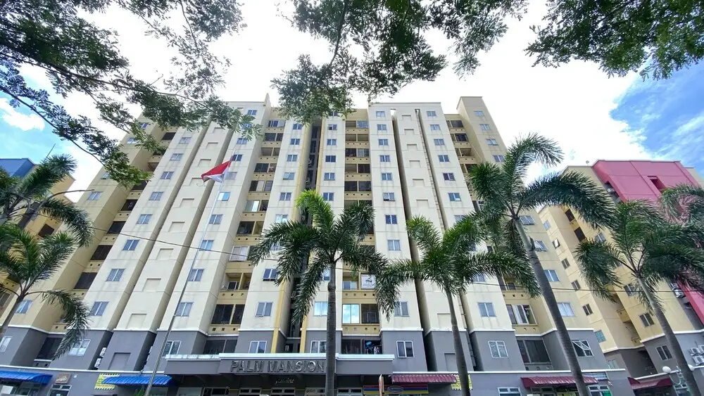 Джакарта: Elegant And Homey 1Br With Extra Room Palm Mansion Apartment