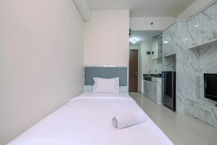 Депок: Best Cozy And Nice Studio At 1St Floor Transpark Cibubur Apartment