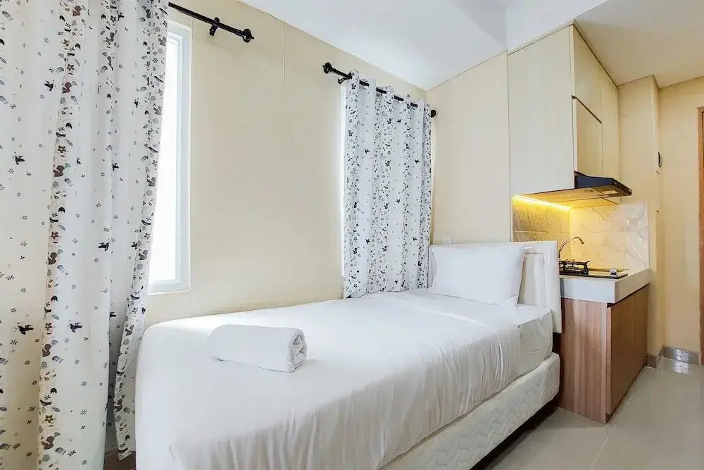 Legok: Homey And Simply Look Studio Room Apartment B Residence