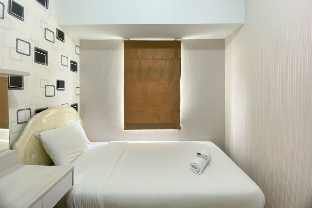Бекаси: Homey And Comfort 2Br At Springlake Summarecon Bekasi Apartment