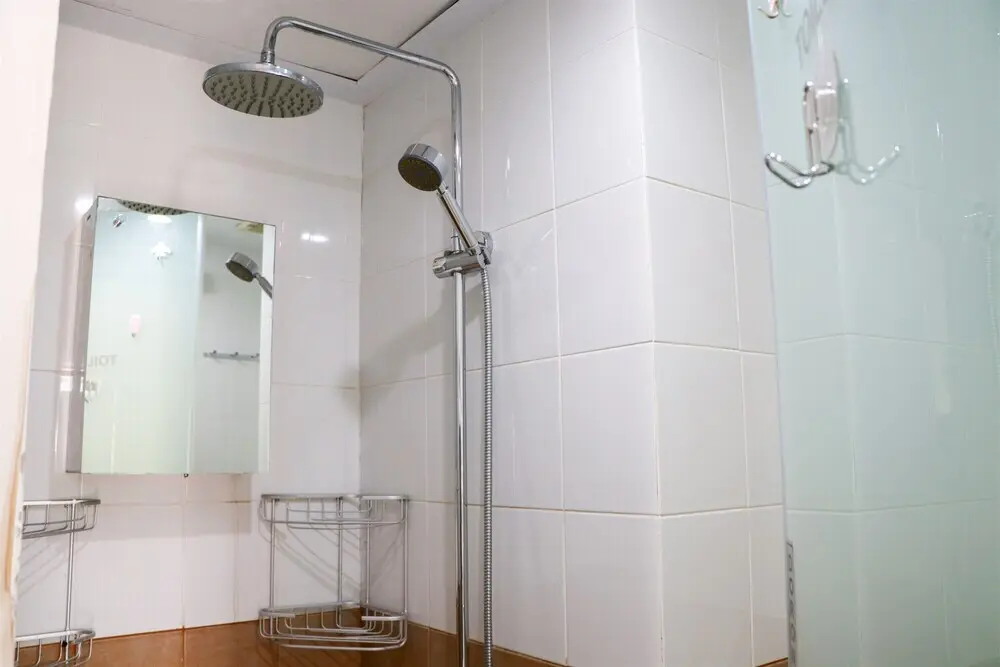 Джакарта: Modern 2Br Green Pramuka City Apartment Near Shopping Center
