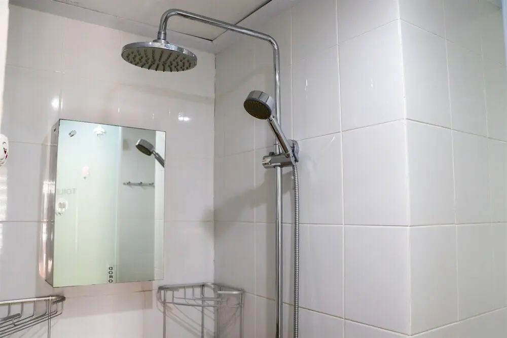 Джакарта: Modern 2Br Green Pramuka City Apartment Near Shopping Center