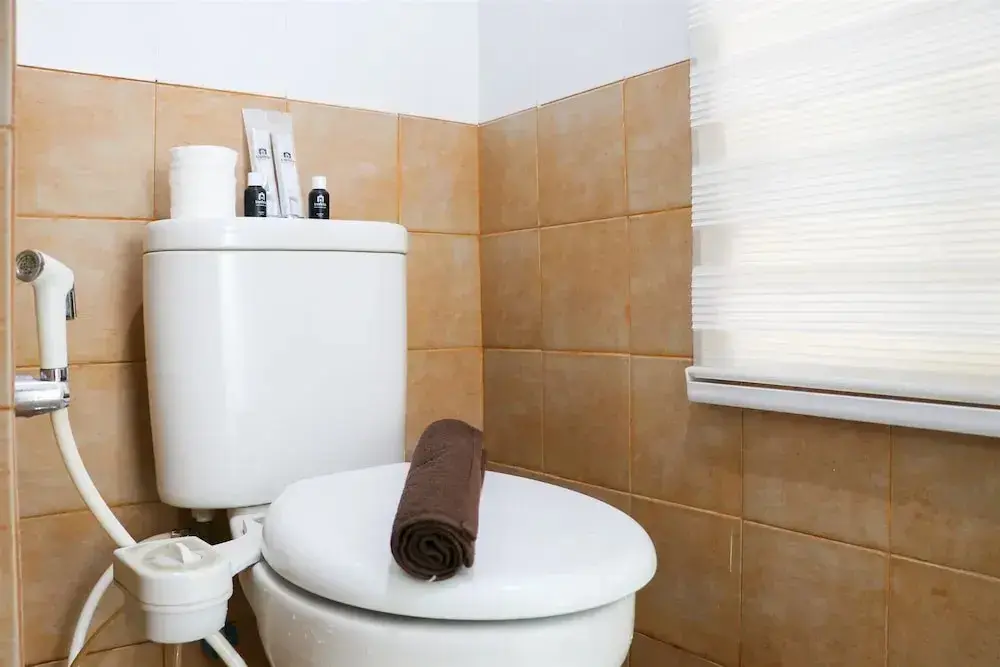 Джакарта: Modern 2Br Green Pramuka City Apartment Near Shopping Center