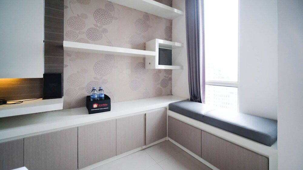 Сурабая: Homey Studio Connected To Mall At Orchard Supermall Mansion Apartment