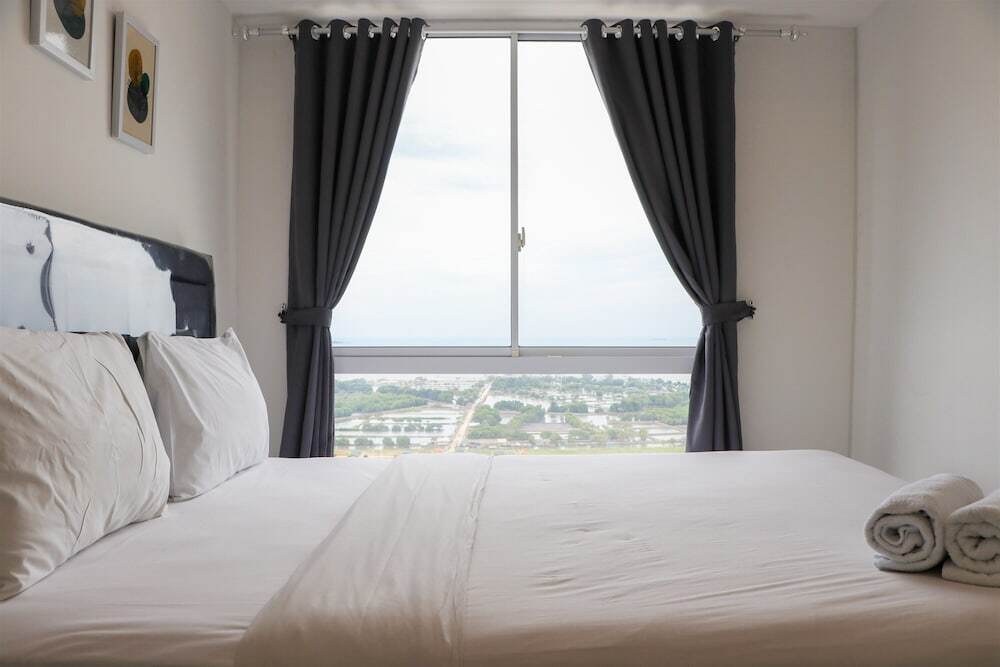 Южный Тангеранг: Warm And Cozy 2Br Tokyo Riverside Pik 2 Apartment