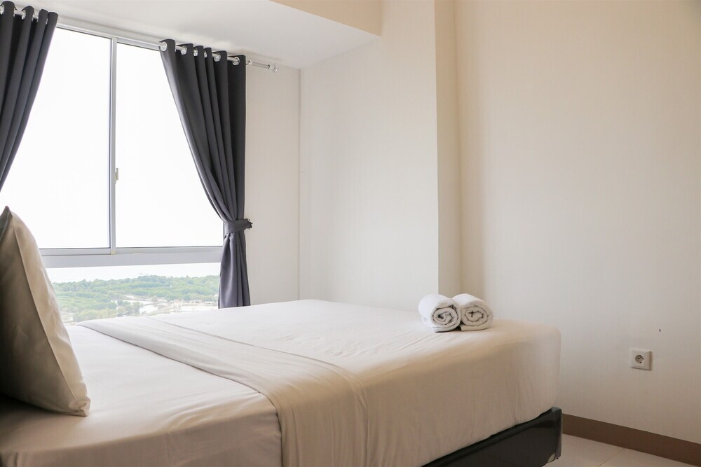 Южный Тангеранг: Warm And Cozy 2Br Tokyo Riverside Pik 2 Apartment