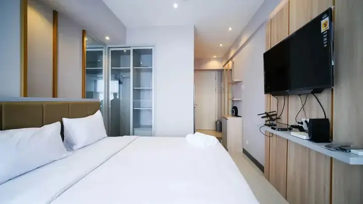 Сурабая: Simple And Cozy Studio At Benson Supermall Mansion Apartment