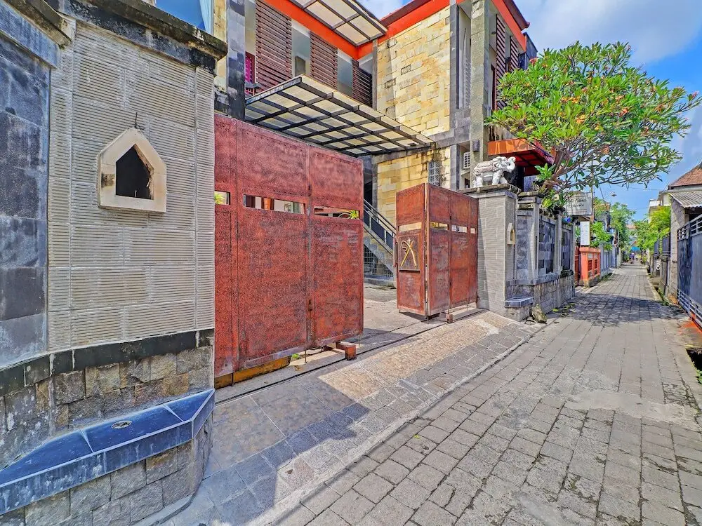 Денпасар: OYO 91933 Puri Gana Residence
