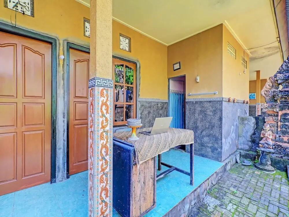 Негара: SPOT ON 92399 Hotel Sekar Jagat Near Pantai Baluk Rening