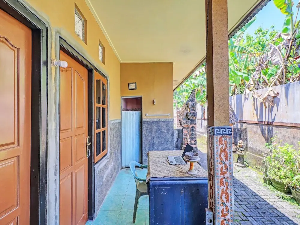 Негара: SPOT ON 92399 Hotel Sekar Jagat  Near Pantai Baluk Rening