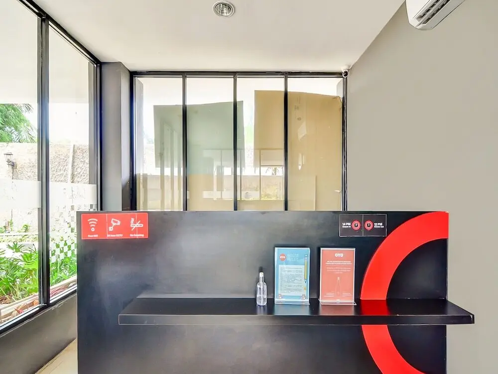 Караванг: Collection O 92440 Urban Town Apartment Karawang
