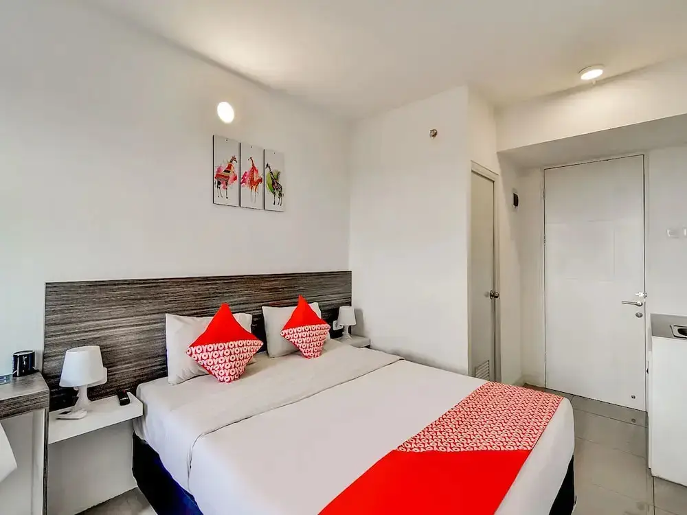 Караванг: Collection O 92440 Urban Town Apartment Karawang
